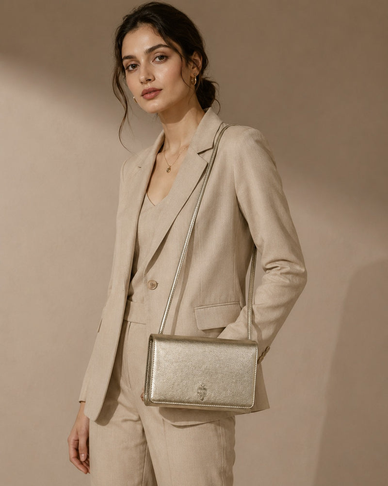 LeatherShoulder/Clutch Bag