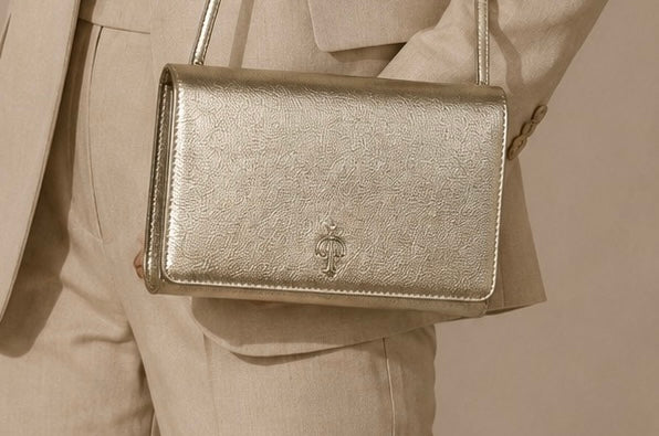 LeatherShoulder/Clutch Bag