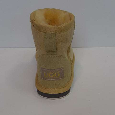 Sunflower on sale yellow uggs